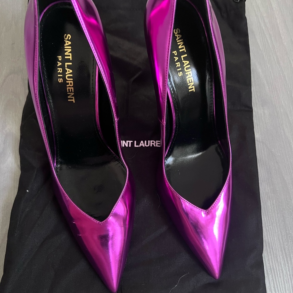Yves Saint Laurent Metallic Pumps - worn once.